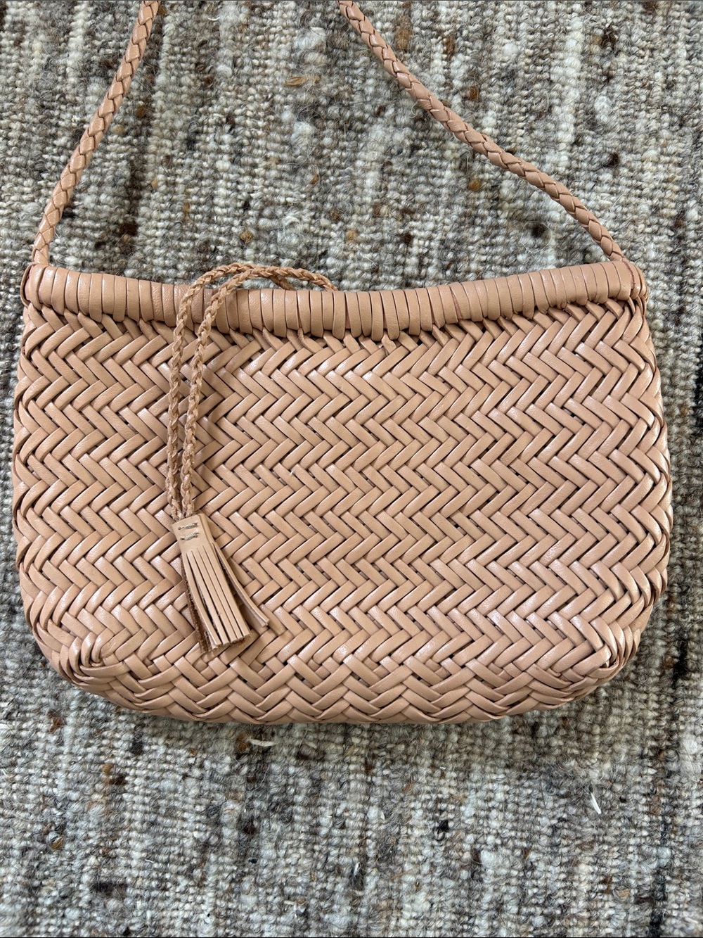 Dragon Diffusion Minsu Crossbody Bag - Natural - Picture 5 of 10